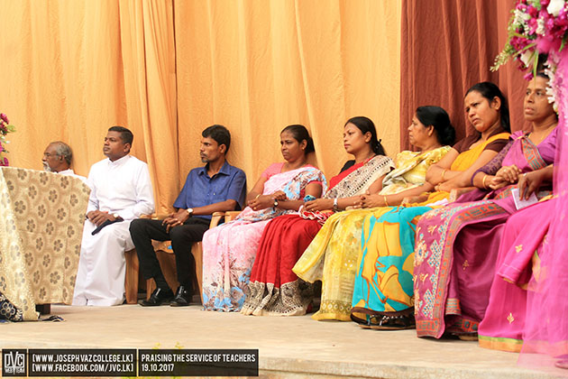 Praising The Service Of Teachers - St. Joseph Vaz College - Wennappuwa - Sri Lanka